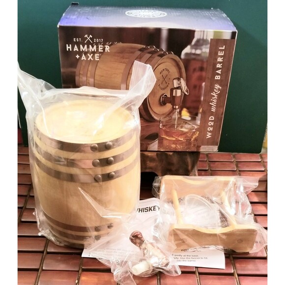 New Hammer + Axe  Miniature Wooden Whiskey Barrel Dispenser Holds 27 fl oz - Picture 2 of 2